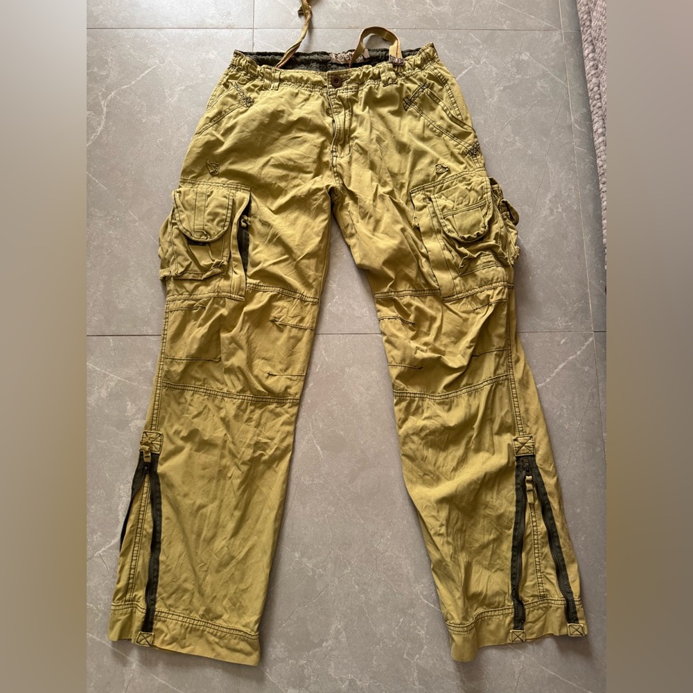 Hayatta Kalan Rare Cargo Pants Zippered Ankles Wide Leg size 34